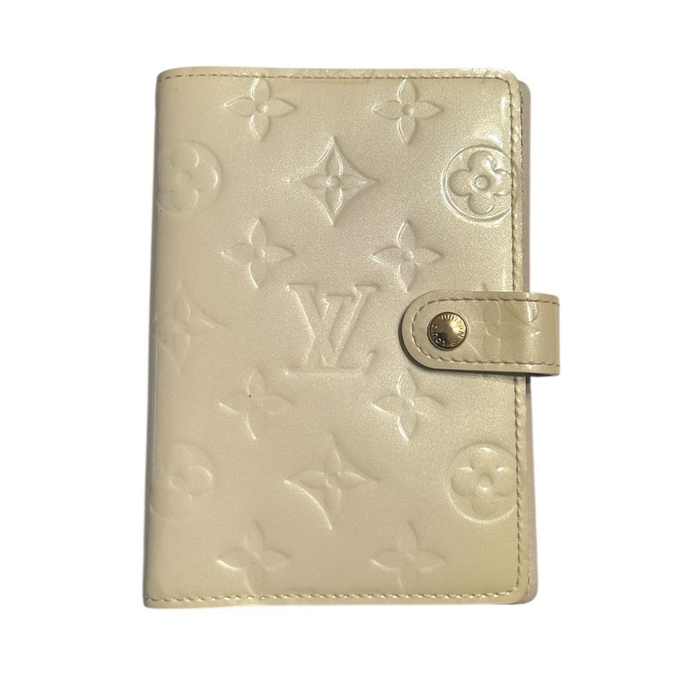 Authentic Louis Vuitton Cream Unisex PM Agenda.